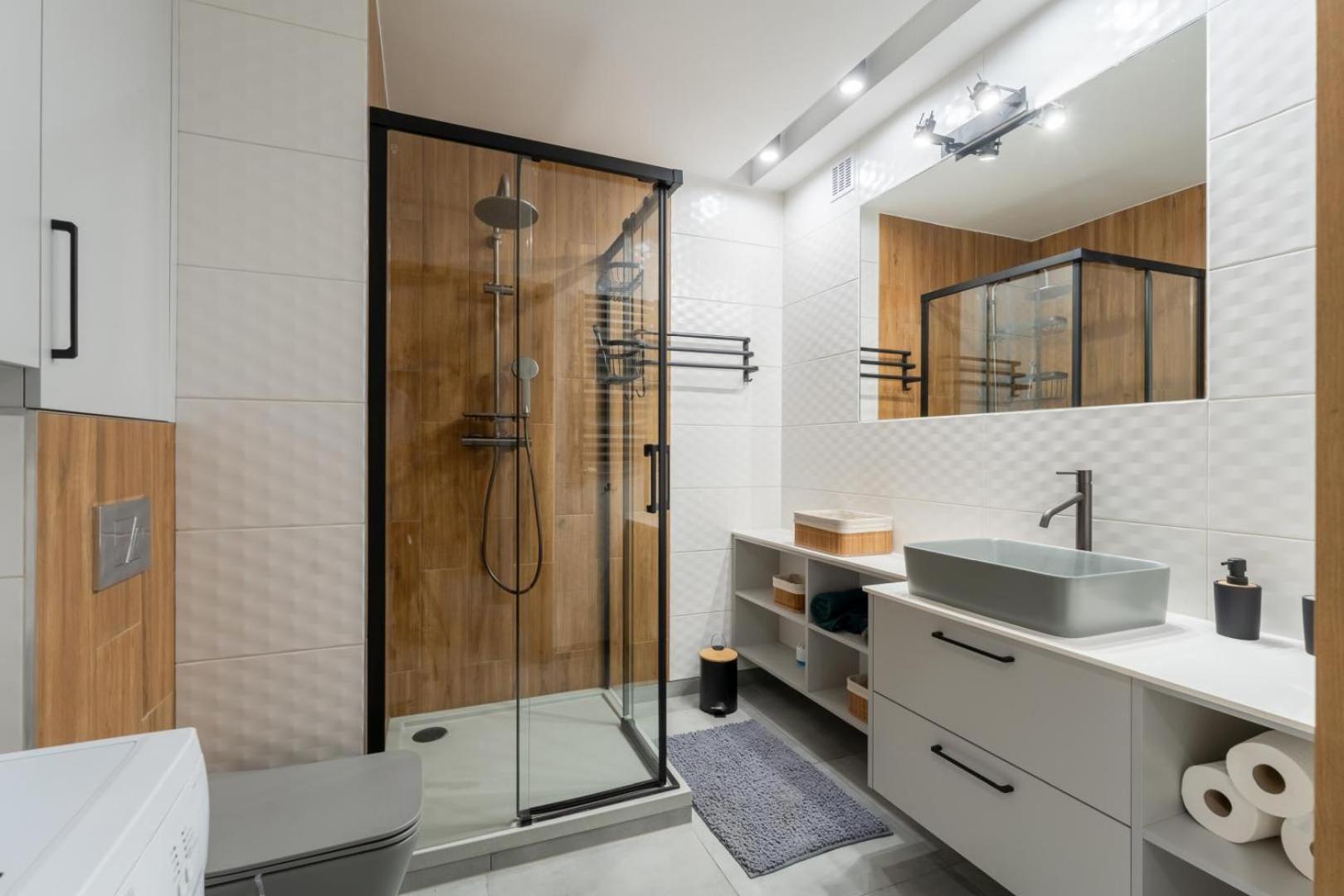 Apartament Przy Baszcie - Z Prywatnym Parkingiem W Centrum - By Spaceapart يلينيا غورا المظهر الخارجي الصورة